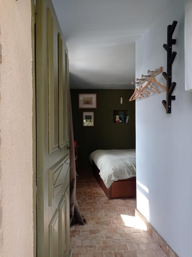 La Fontaine Bed and Breakfast Bargème Δωμάτιο φωτογραφία