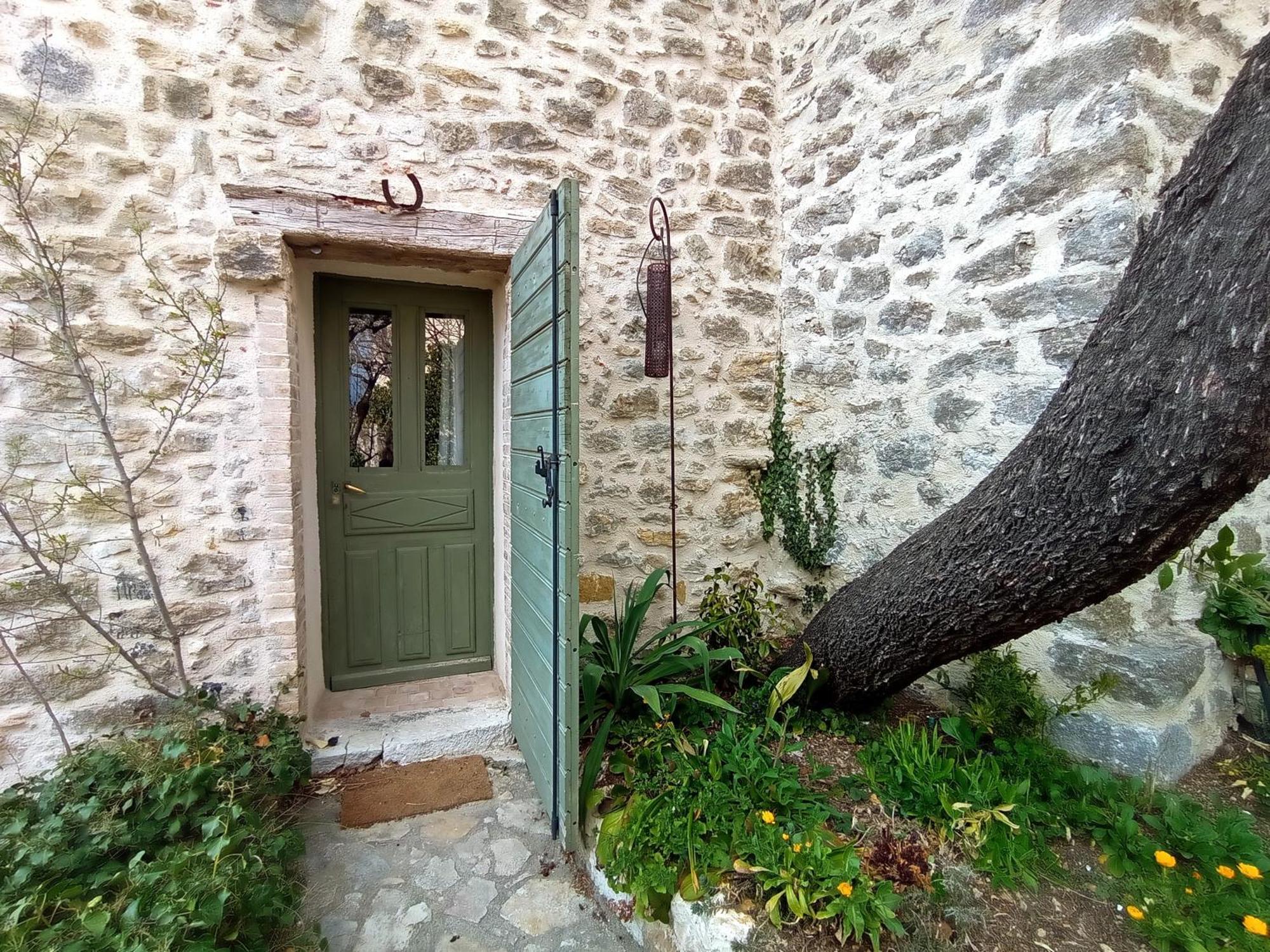 La Fontaine Bed and Breakfast Bargème Δωμάτιο φωτογραφία